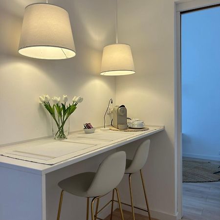 V&C Home Rental Specialist Appartamenti Fronte Lago Maggiore Germignaga Exteriör bild