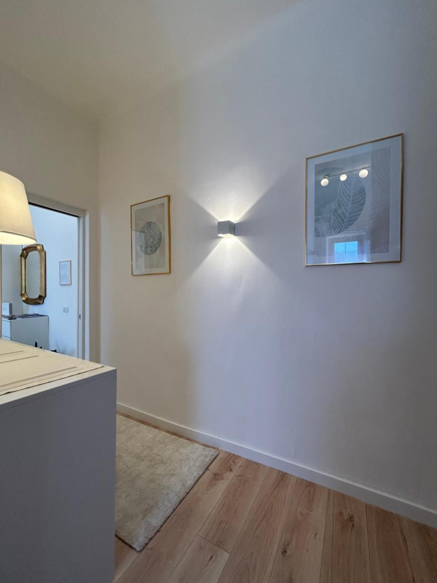 V&C Home Rental Specialist Appartamenti Fronte Lago Maggiore Germignaga Exteriör bild